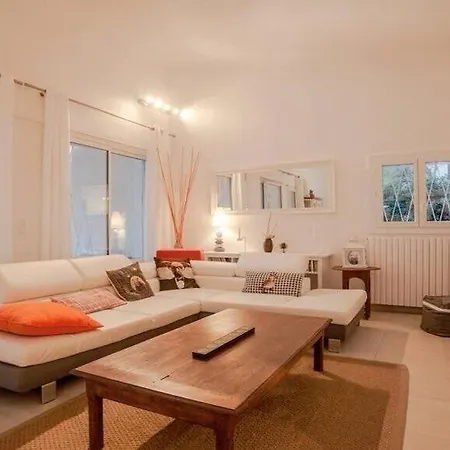 Villa Avec Piscine Privee - Magnifique Jardin - A 3' A Pieds *
